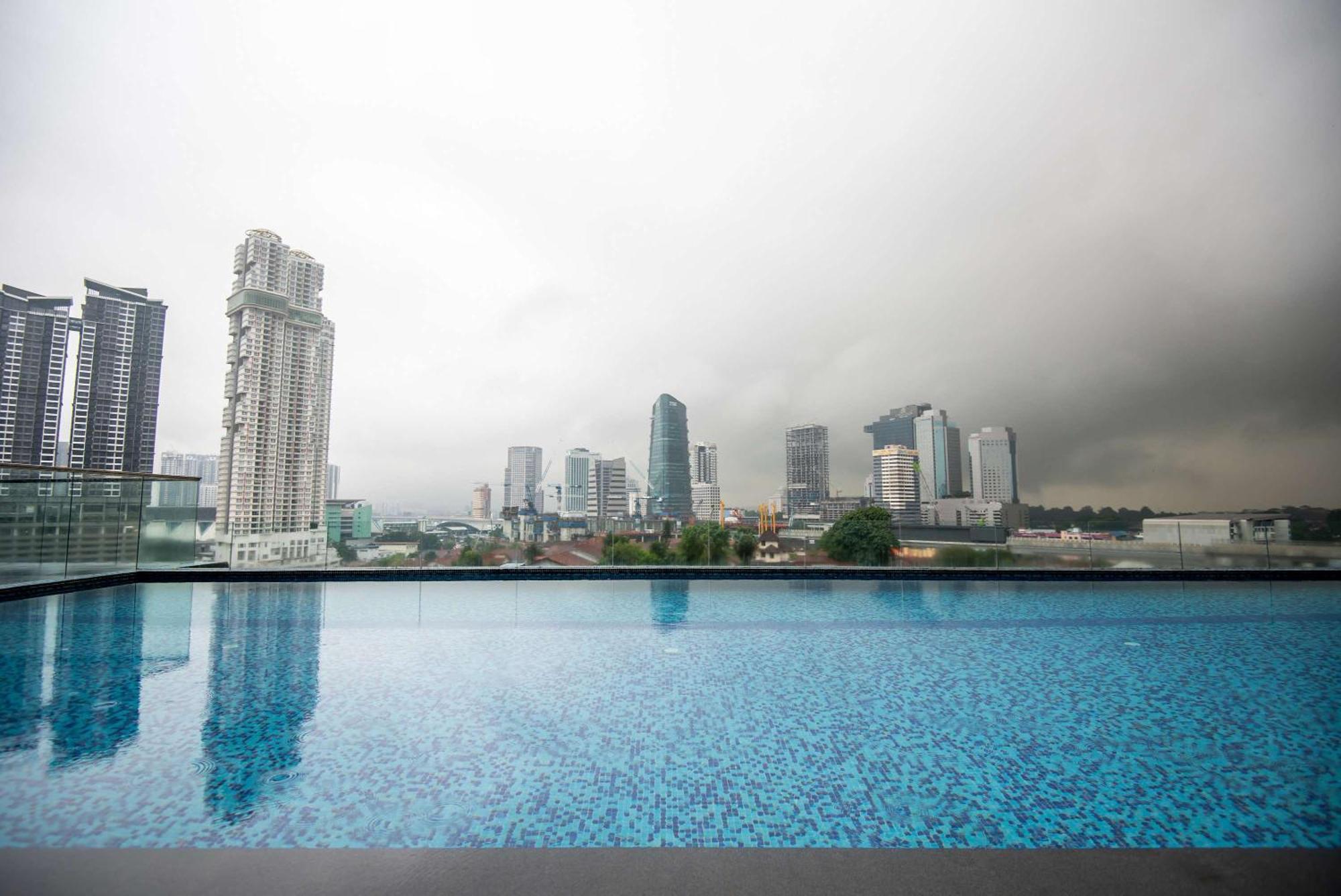 A Comfy 2br Near Ciq, Jb Sentral, Free Parking * Johor Bahru