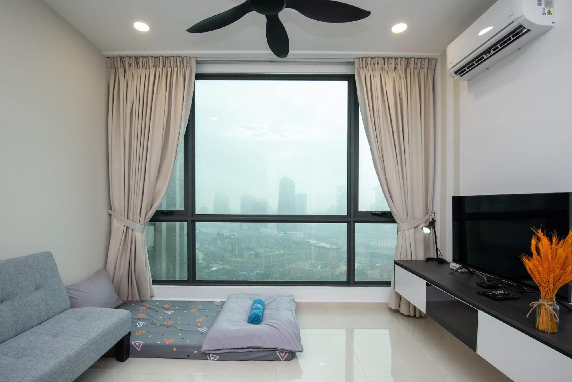 Pangsapuri A Comfy 2br Near Ciq, Jb Sentral, Free Parking *