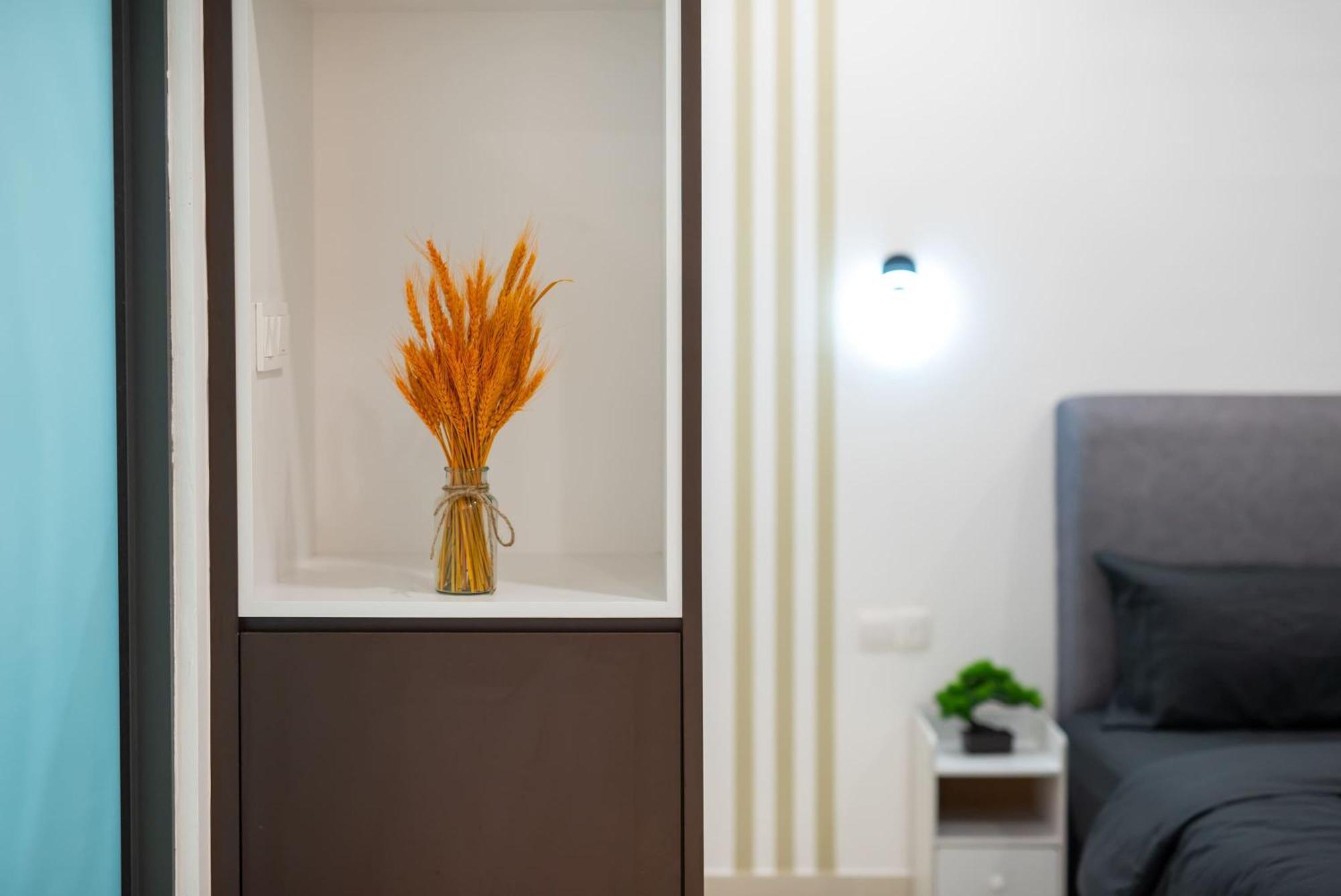 Pangsapuri A Comfy 2br Near Ciq, Jb Sentral, Free Parking Johor Bahru
